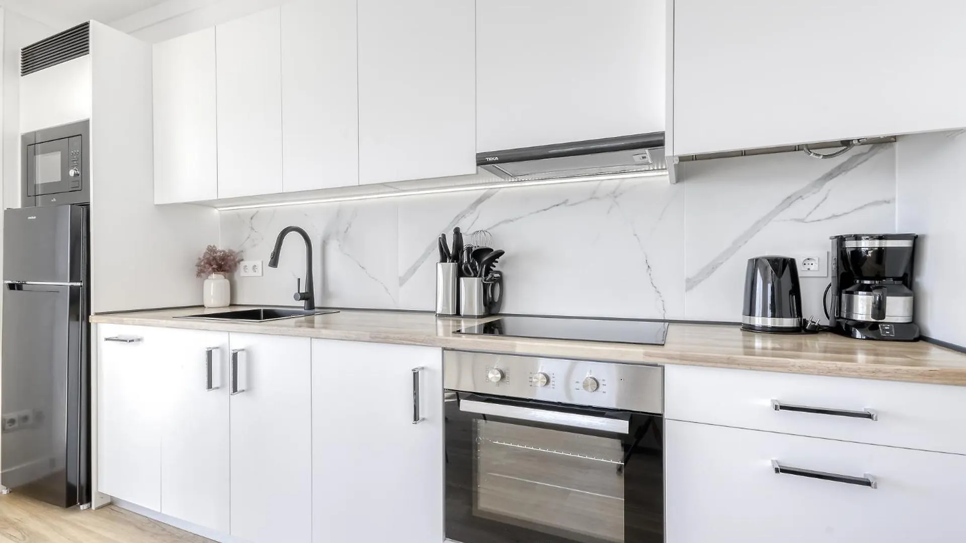 Appartement Exclusive Frontline Promocanyell Roses - Immo Barneda